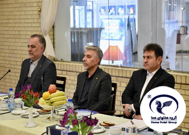 جلسه مدیرعامل گروه هتلهای هما با مدیریت و سرپرستان هتل هما شیراز